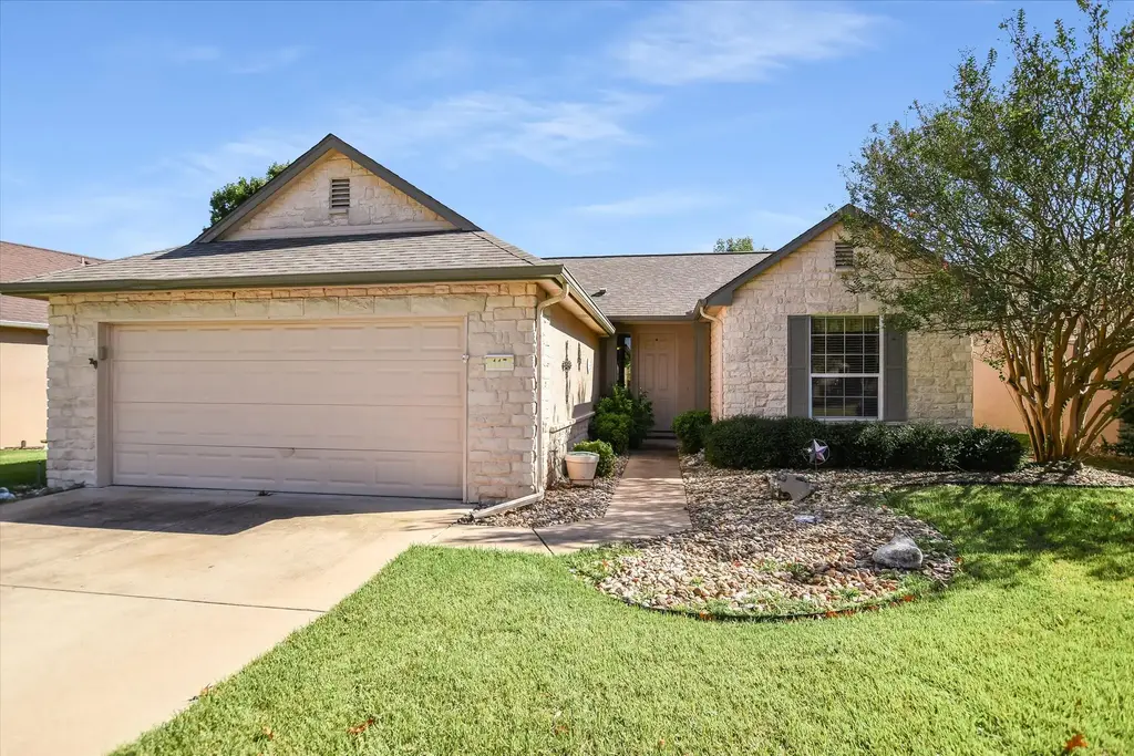 117 Beautybush Trail, Georgetown