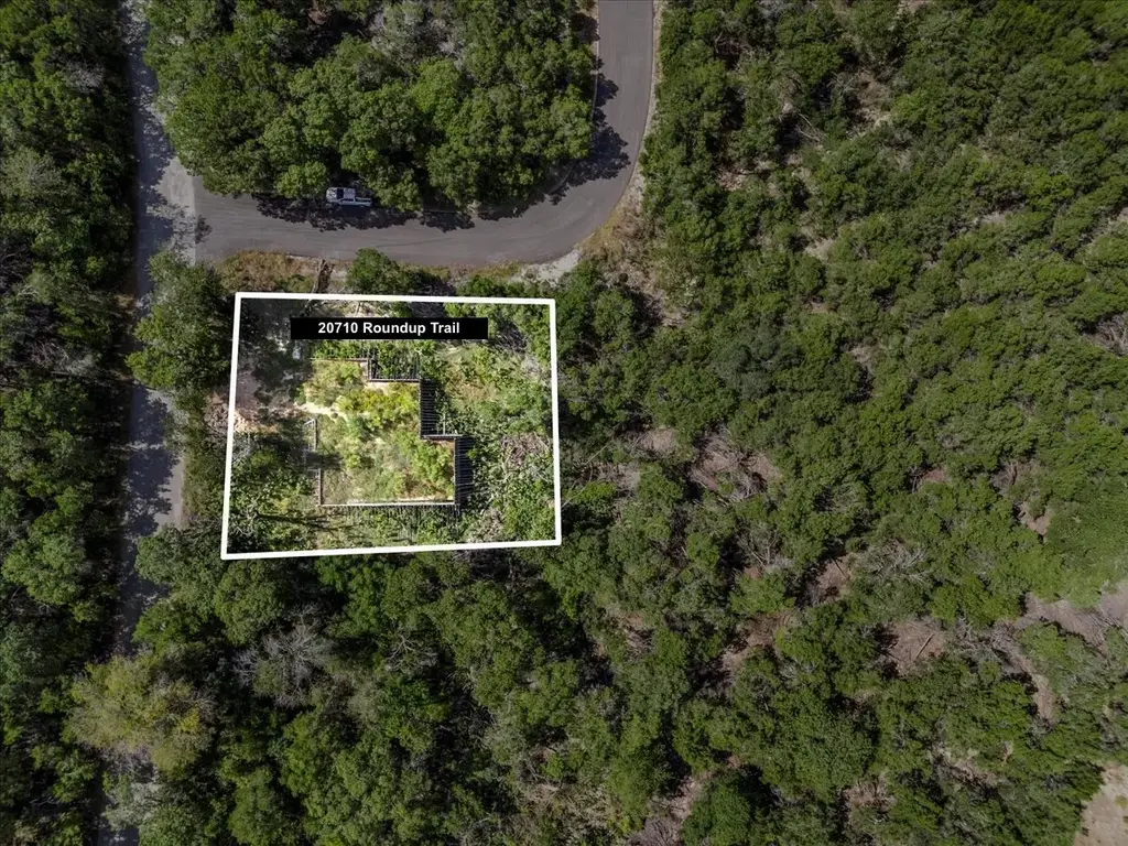 20710 Roundup Trail, Lago Vista