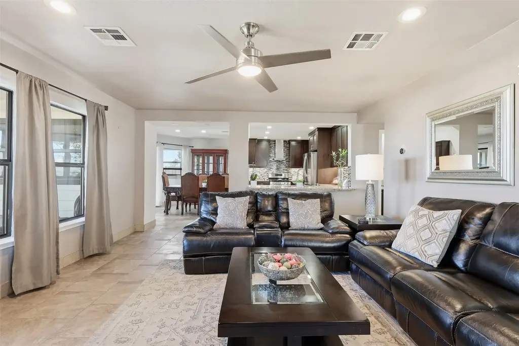 13112 Dearbonne Drive, Del Valle