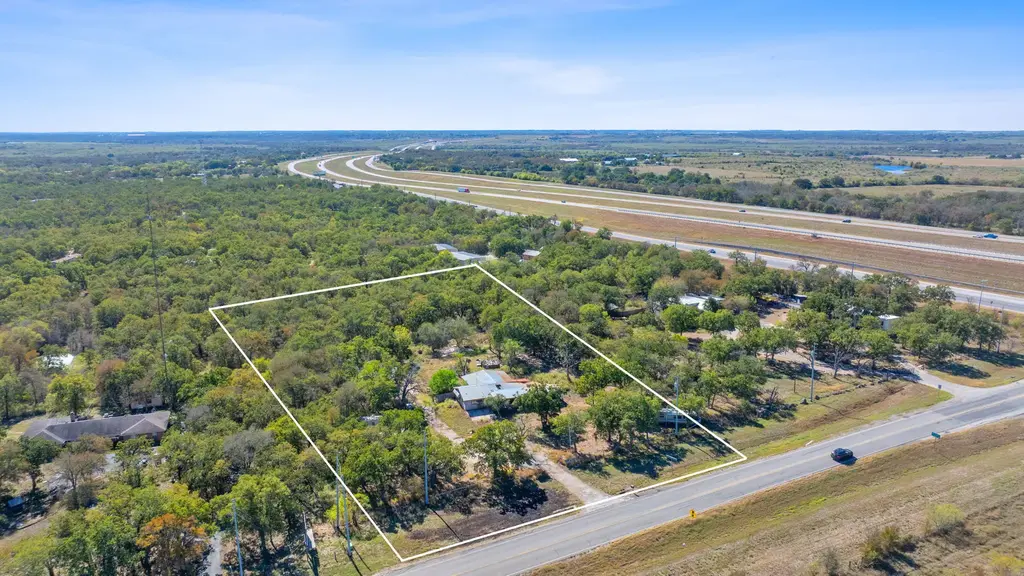230 Fm 1185, Lockhart