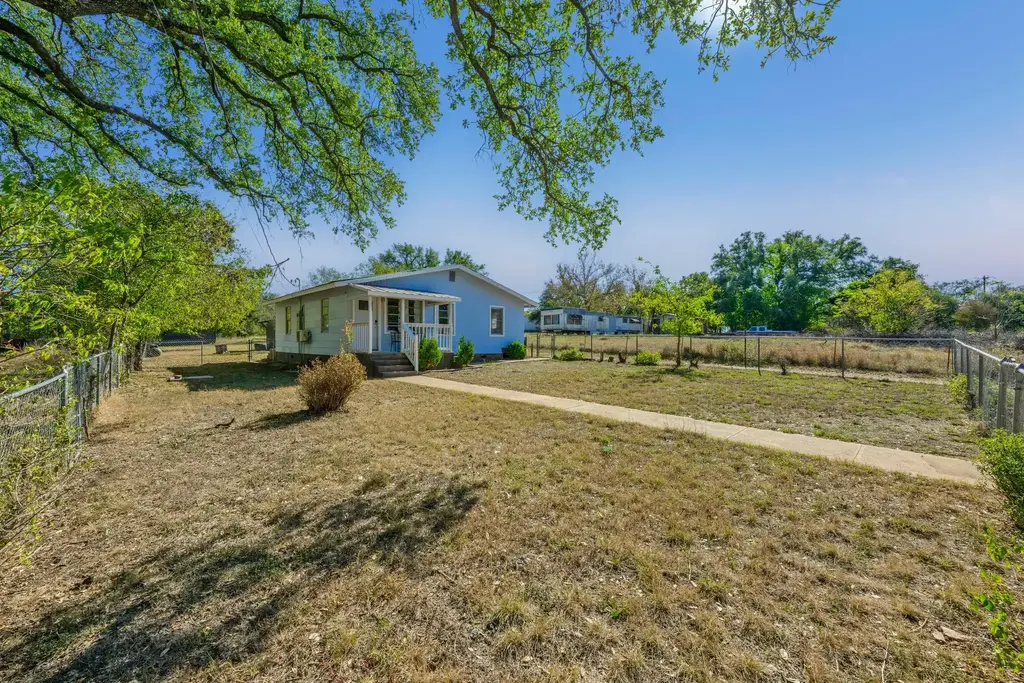 802 N Avenue N, Johnson City