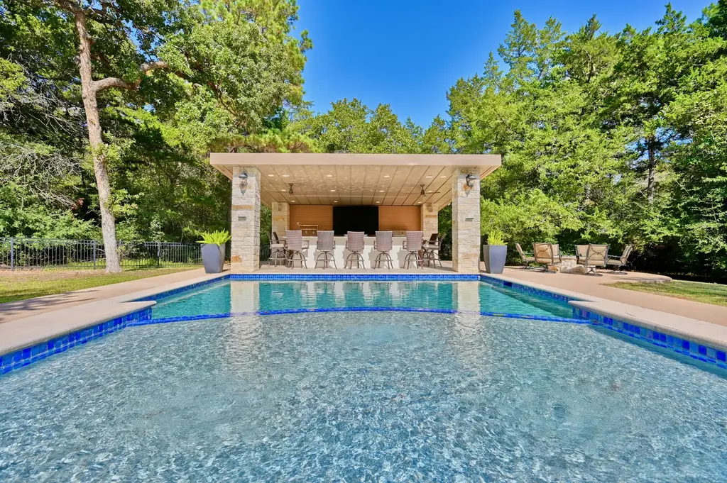 404 Saint Andrews Drive, New Ulm