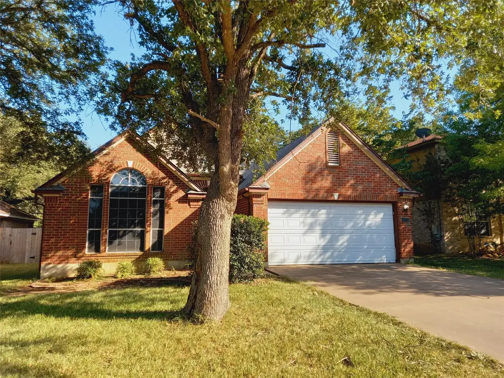 2018 Old Mill Road, Cedar Park