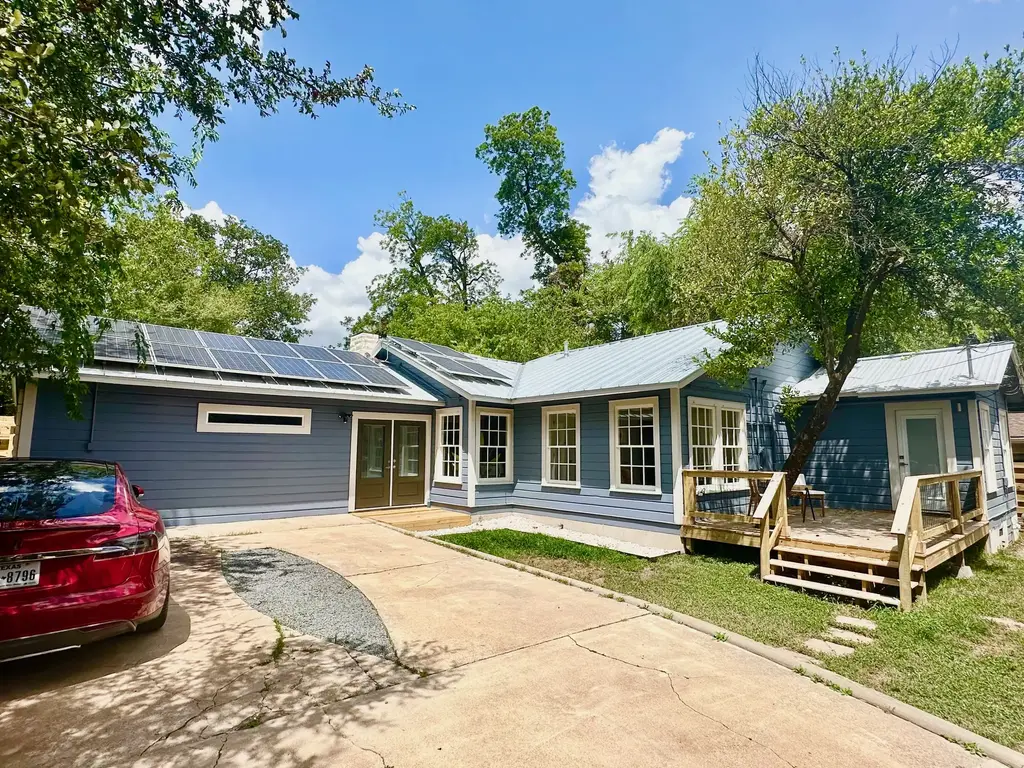 4406a Airport Boulevard, Austin
