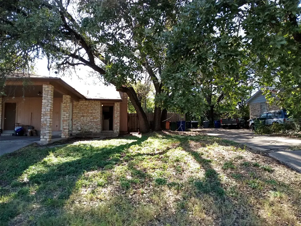 907 B Sirocco Drive, Austin