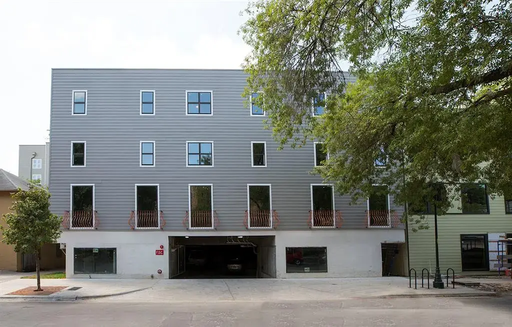 911 W 22nd Street 303, Austin