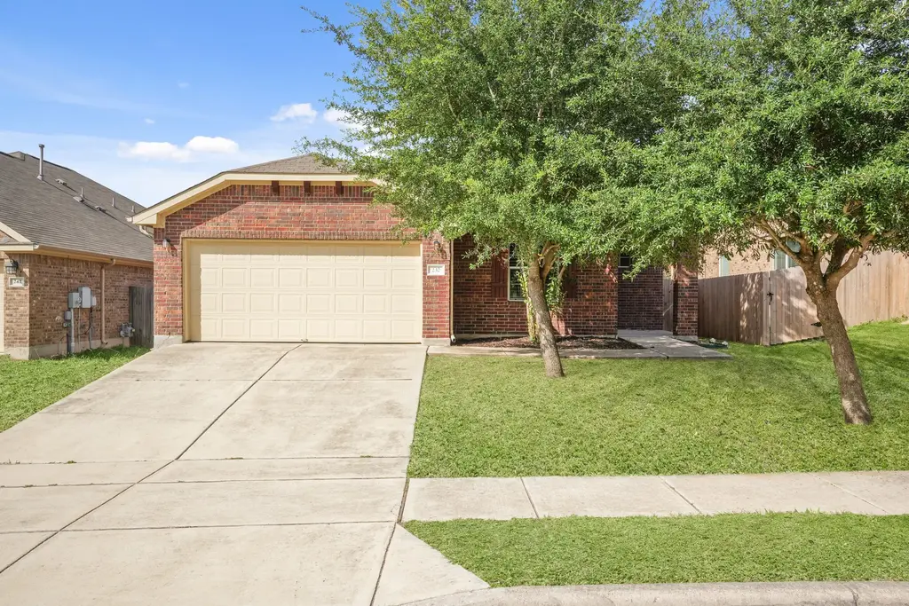 232 Strawberry Blonde Drive, Buda
