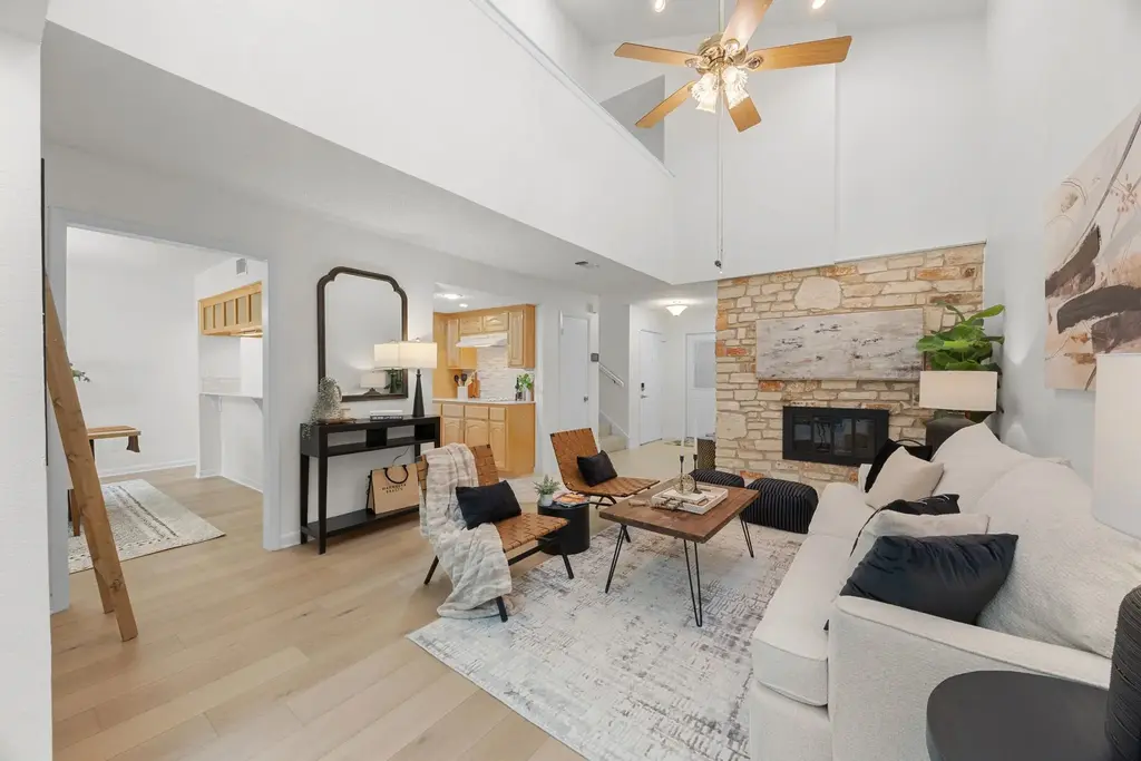 8518 Fathom Circle 107, Austin