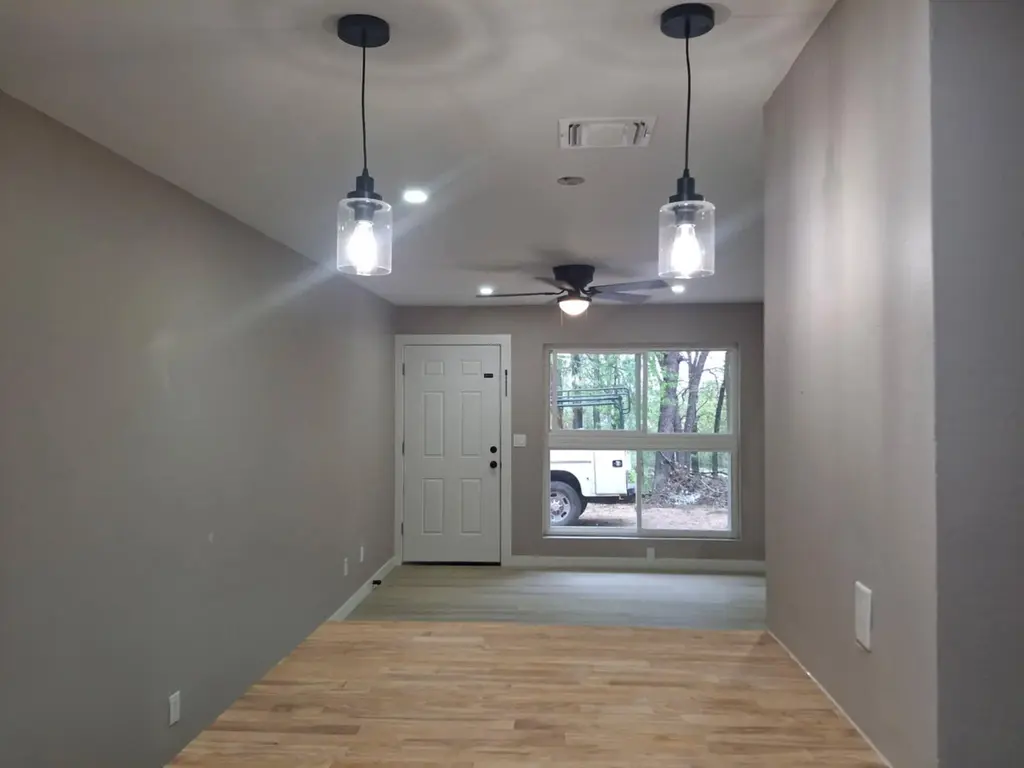 345 Fm 86 11, Luling