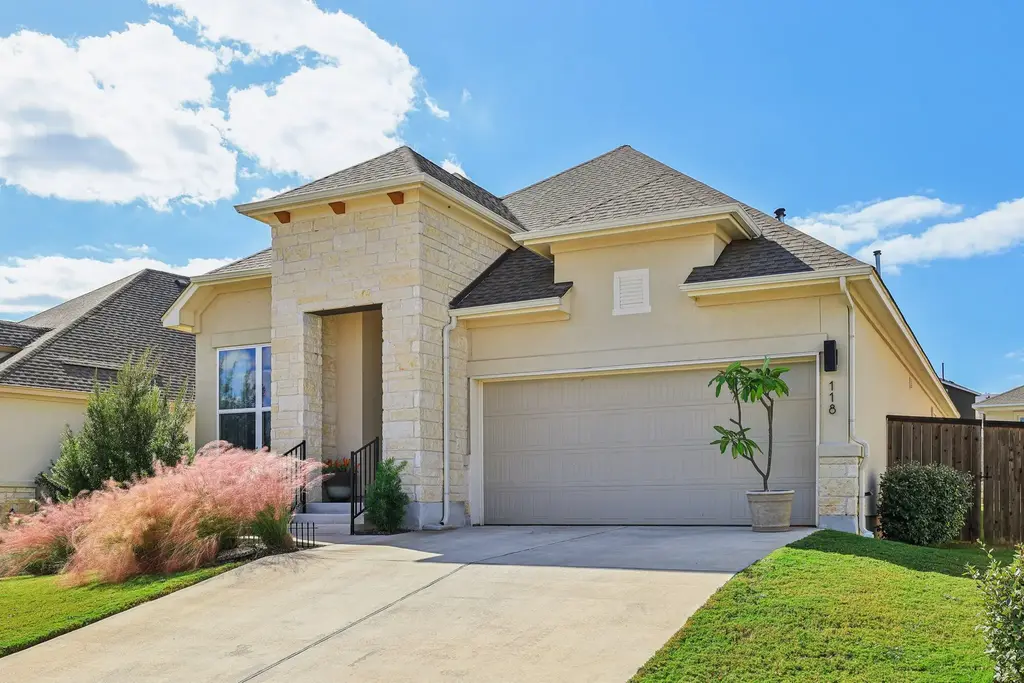 118 Cibolo Creek Loop, Bastrop