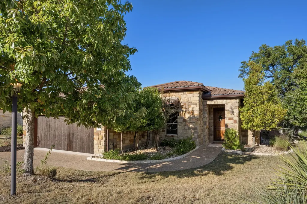 102 Cedar Glen Cove, Austin