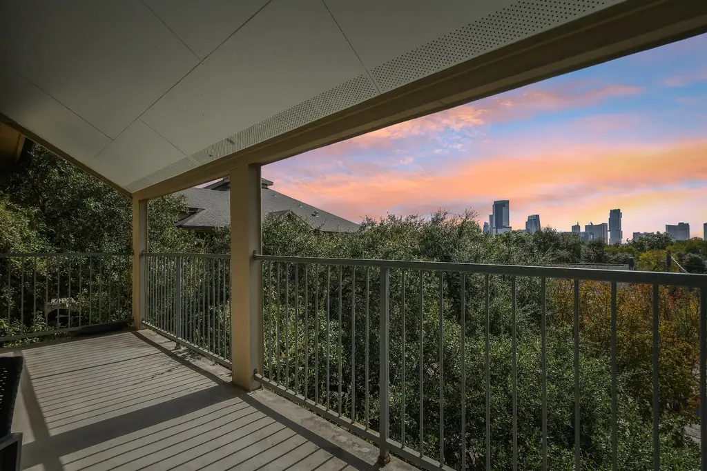 1910 Robbins Place 301, Austin