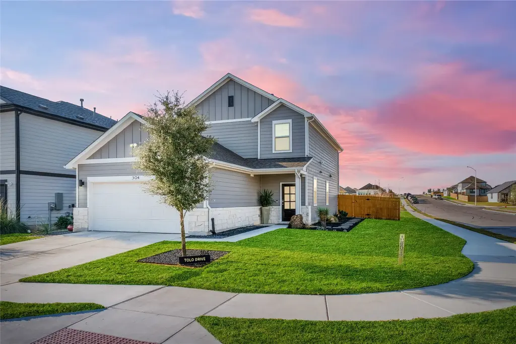 304 Tolo Drive, Elgin