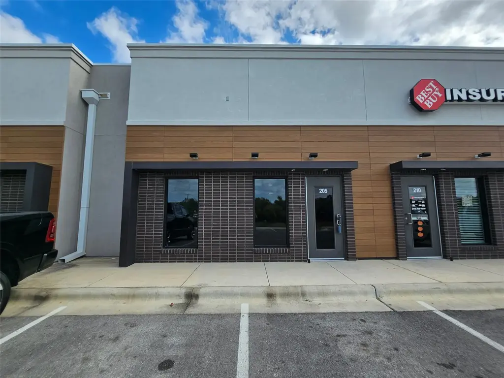 2261 Gattis School Road 205, Round Rock