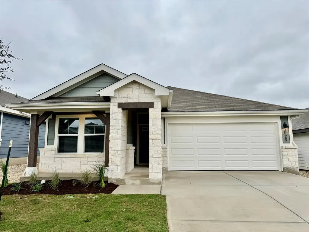 5029 Hazelnut Lane, Del Valle