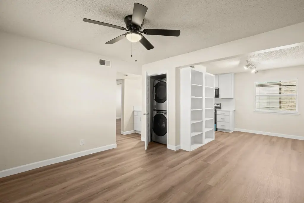 2408 Longview Street 112, Austin