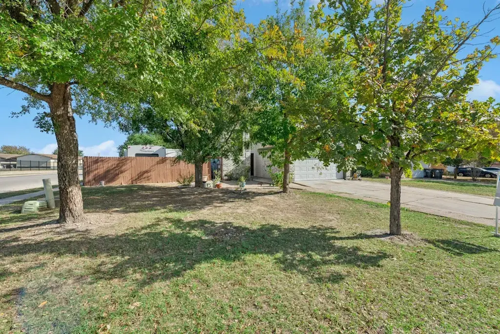 7201 Proud Panda Drive, Del Valle