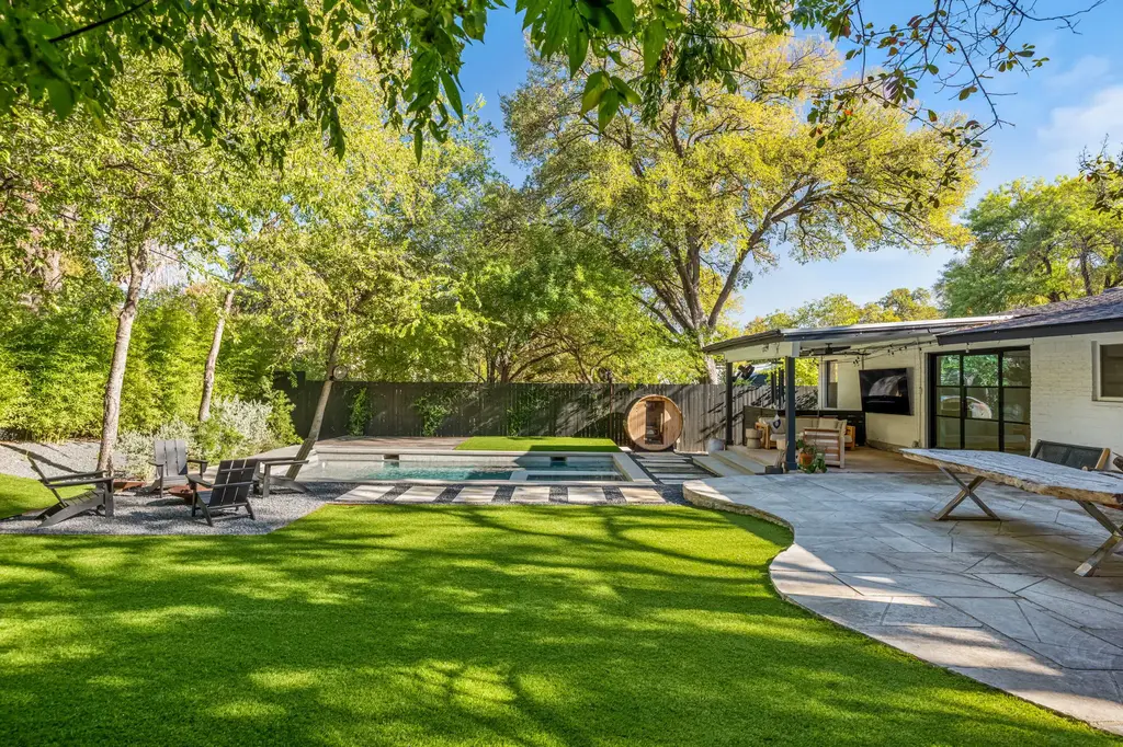1604 Elmhurst Drive, Austin