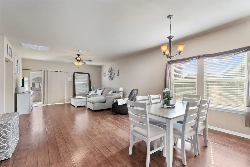 1301 Red Stag Place, Round Rock