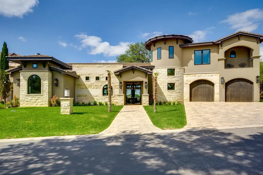 901 Sun Ray, Horseshoe Bay