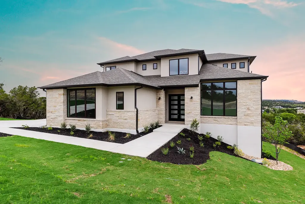 19004 Ascending Trail, Jonestown