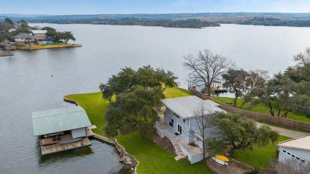 1002 S Rockwood Drive, Buchanan Dam