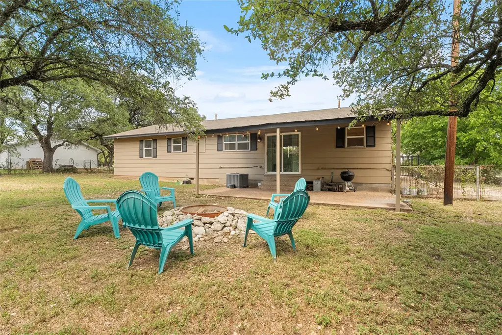 617 Johnson Street, Bertram