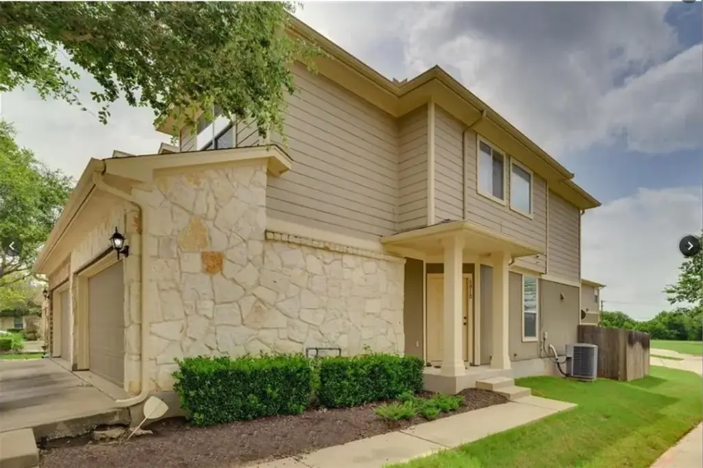 801 Jane Austen Trail B, Pflugerville