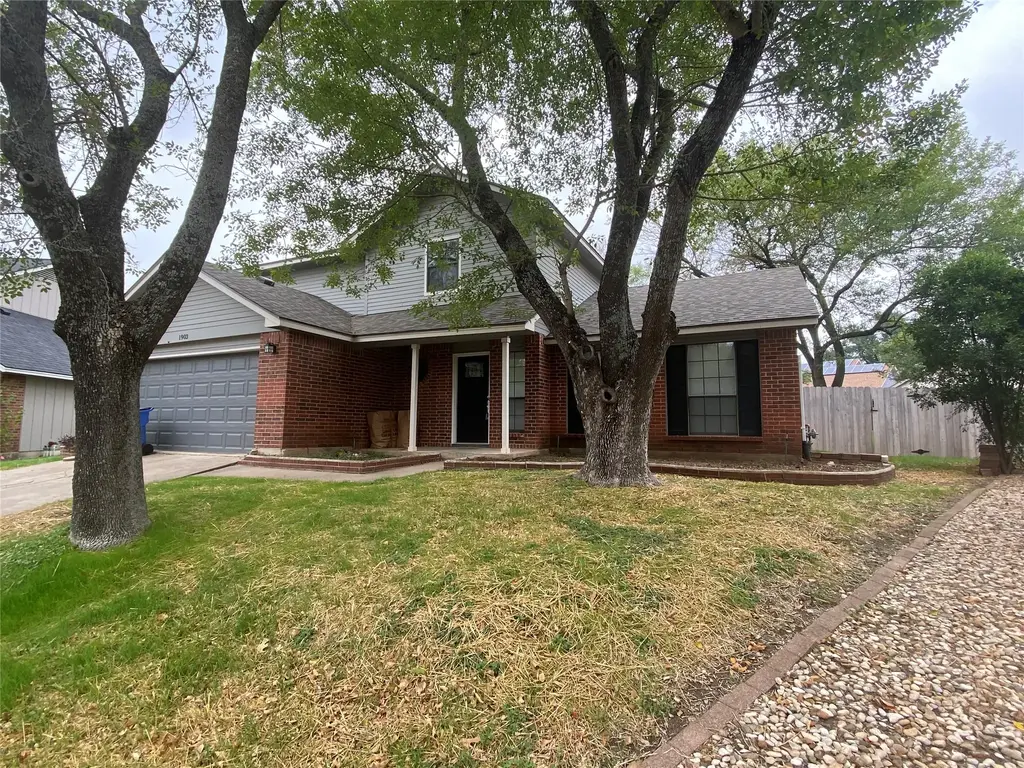 1903 Terisu Cove, Austin