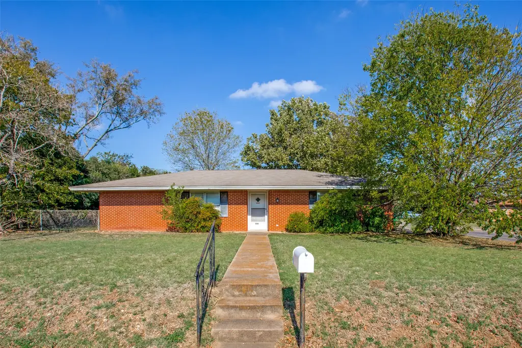 506 E Avenue T, Belton
