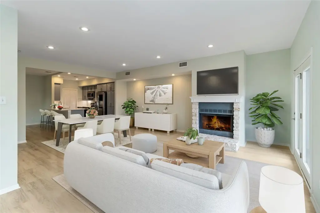 5512 Oakwood Cove 161, Austin