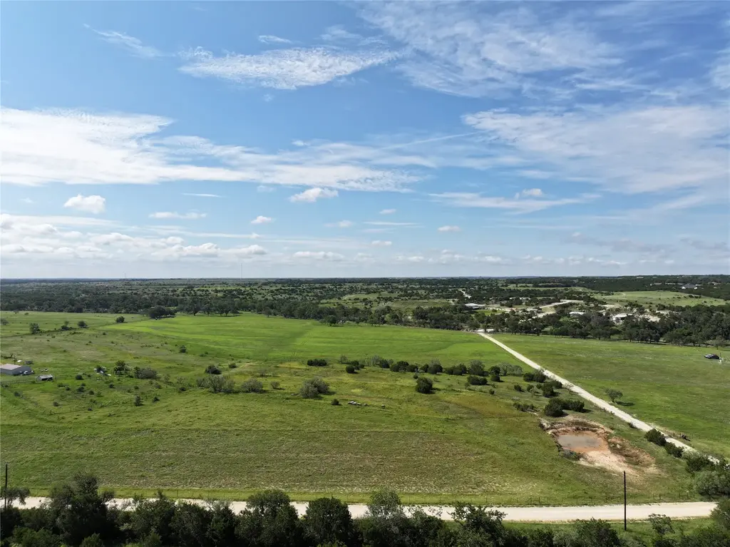 John Deere Road, Burnet