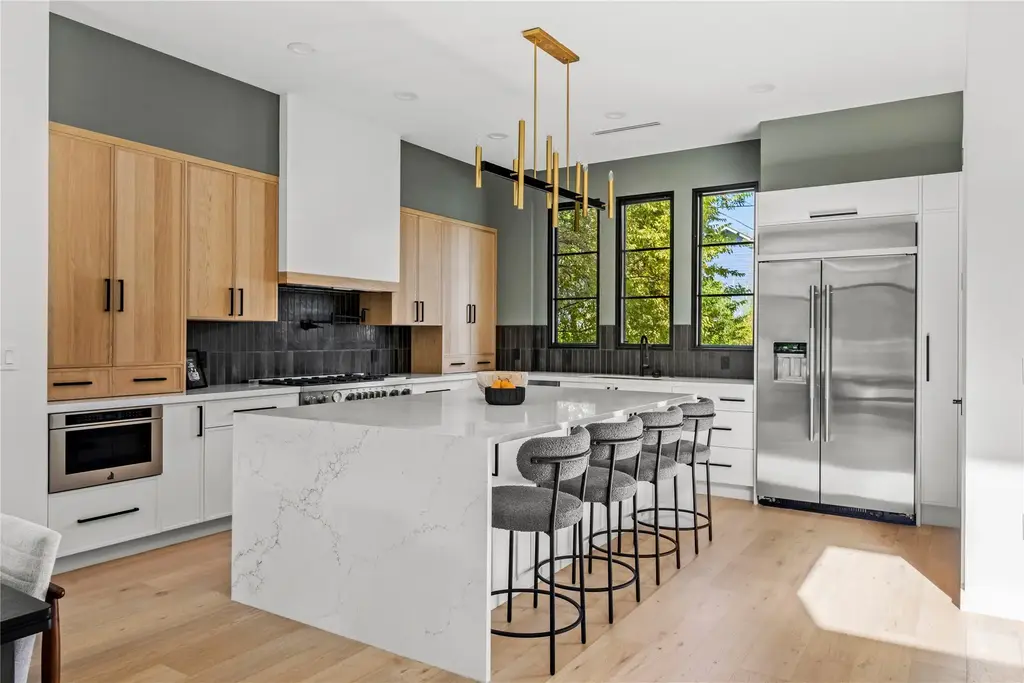 705 E 50th Street, Austin
