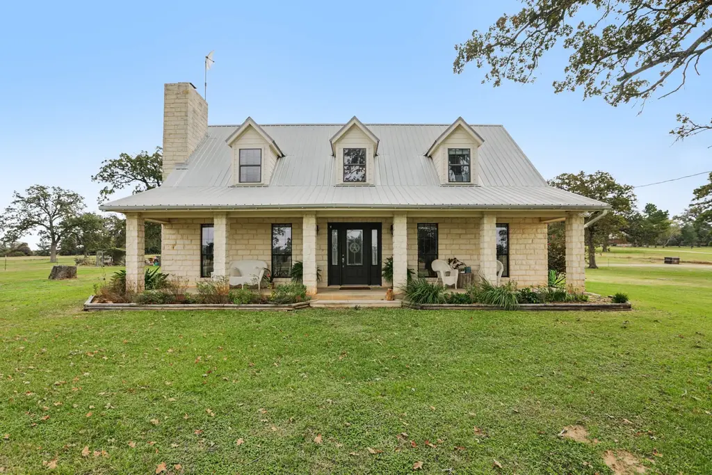 2160 County Road 305, Rockdale