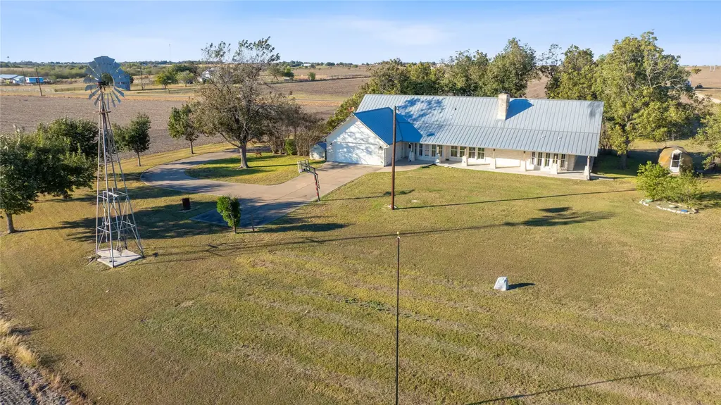 400 County Road 483, Taylor