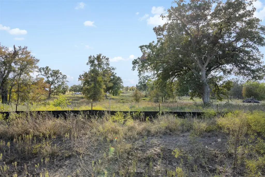 897 Ferguson Loop, Dale