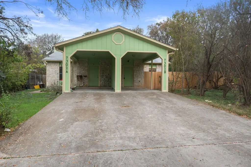 7302 Bar K Ranch Road A & B, Lago Vista