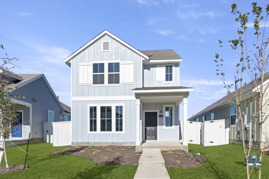 153 Daylily Drive, Elgin