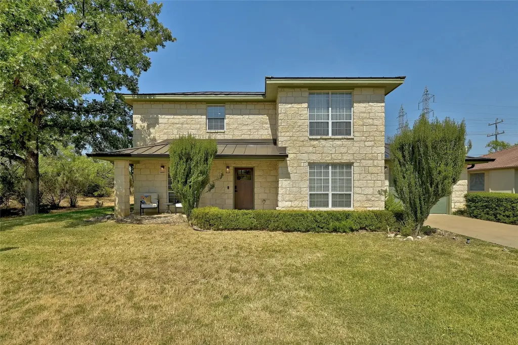 410 Hi Circle West, Horseshoe Bay