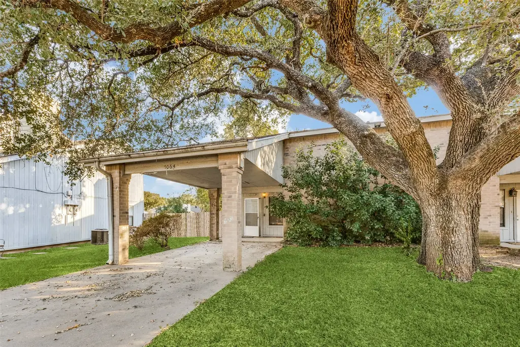 106 Verna Spur A, Georgetown