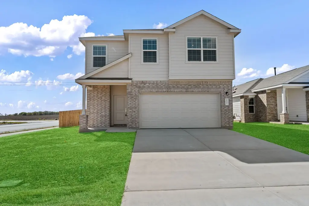 937 Soapstone Pass, Maxwell