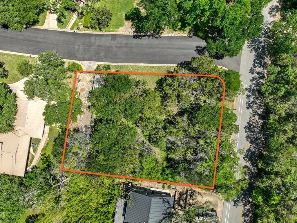 3311 Gentry Drive, West Lake Hills