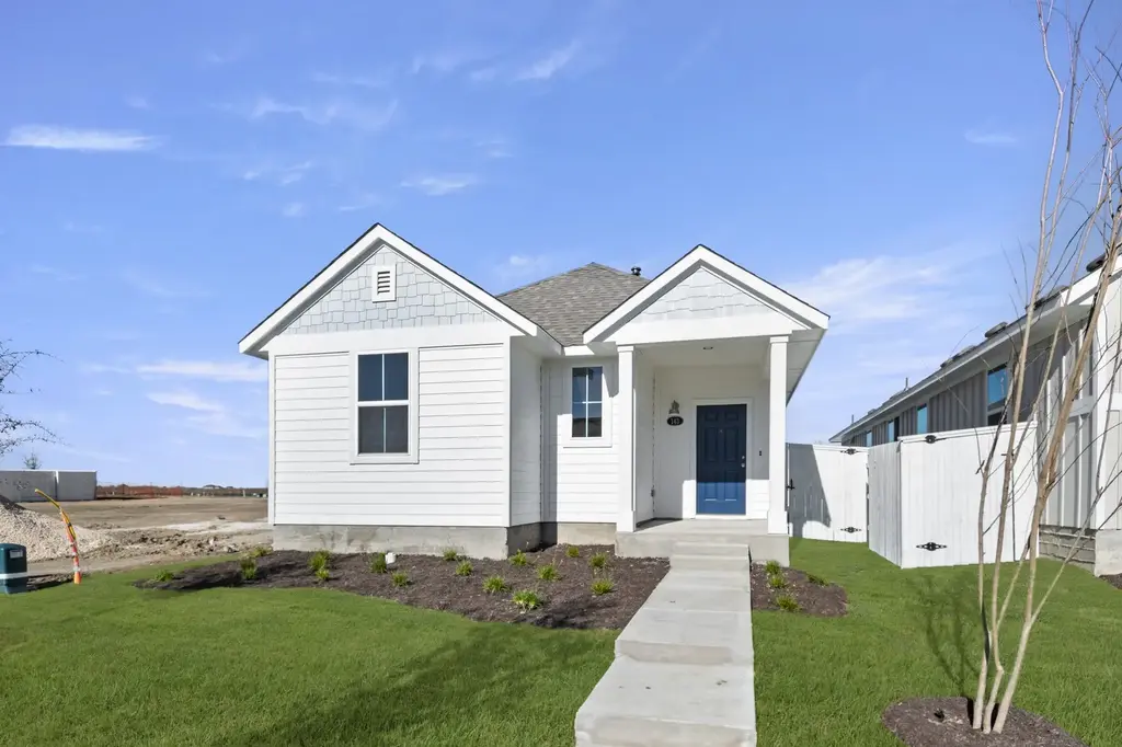143 Daylily Drive, Elgin