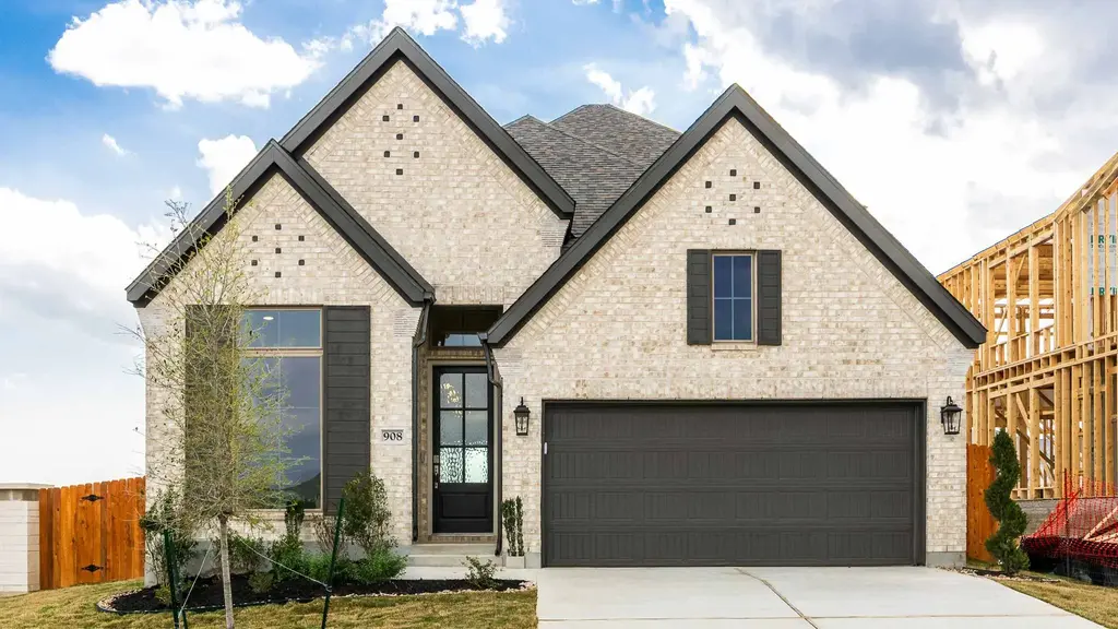 908 Lariat Loop, Liberty Hill