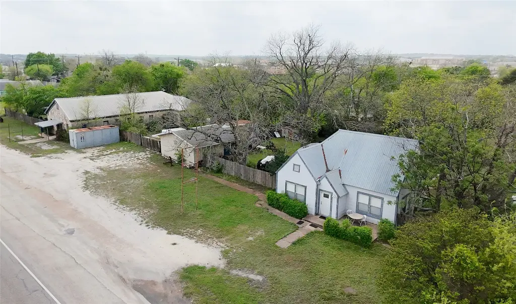 201 S Highway 183 S, Leander