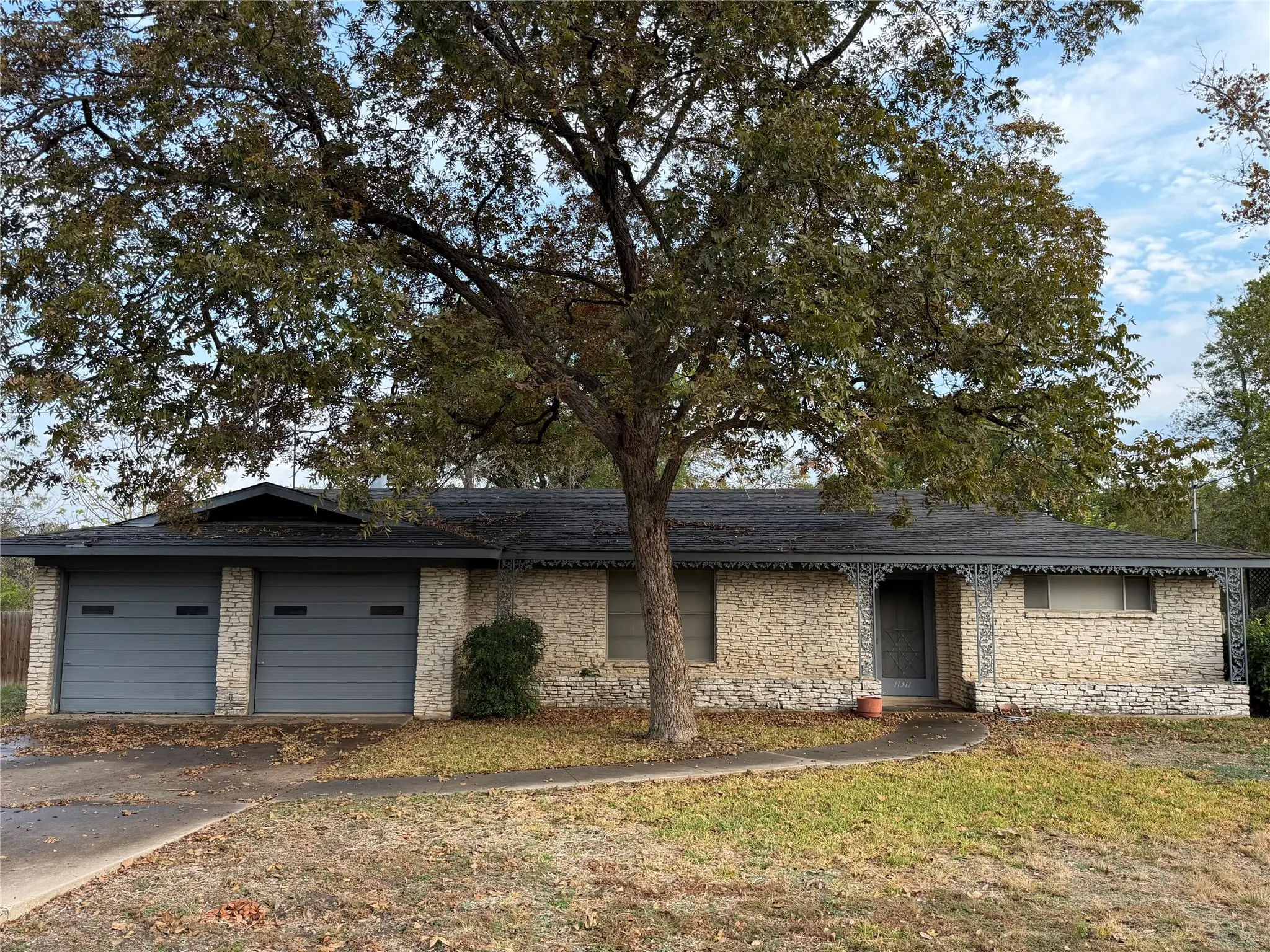Photo of Listing #8975339