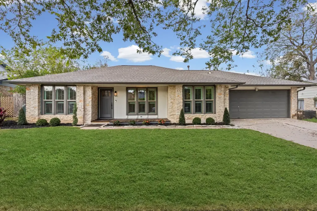 11004 Rustic Manor Lane, Austin