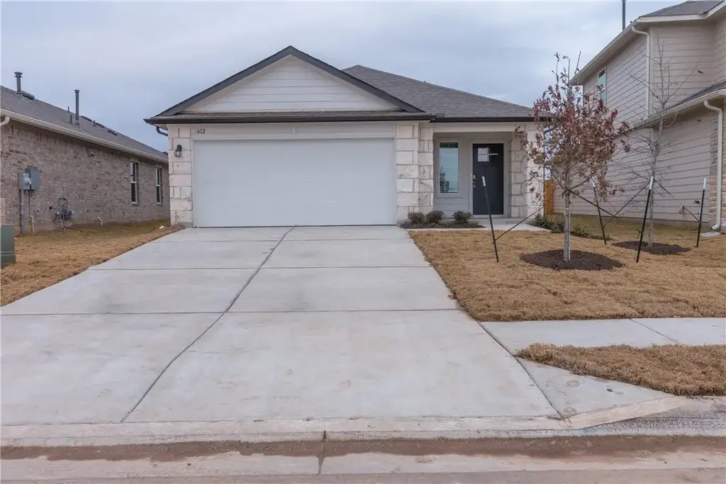 612 Roaring Fork Lane, Bastrop