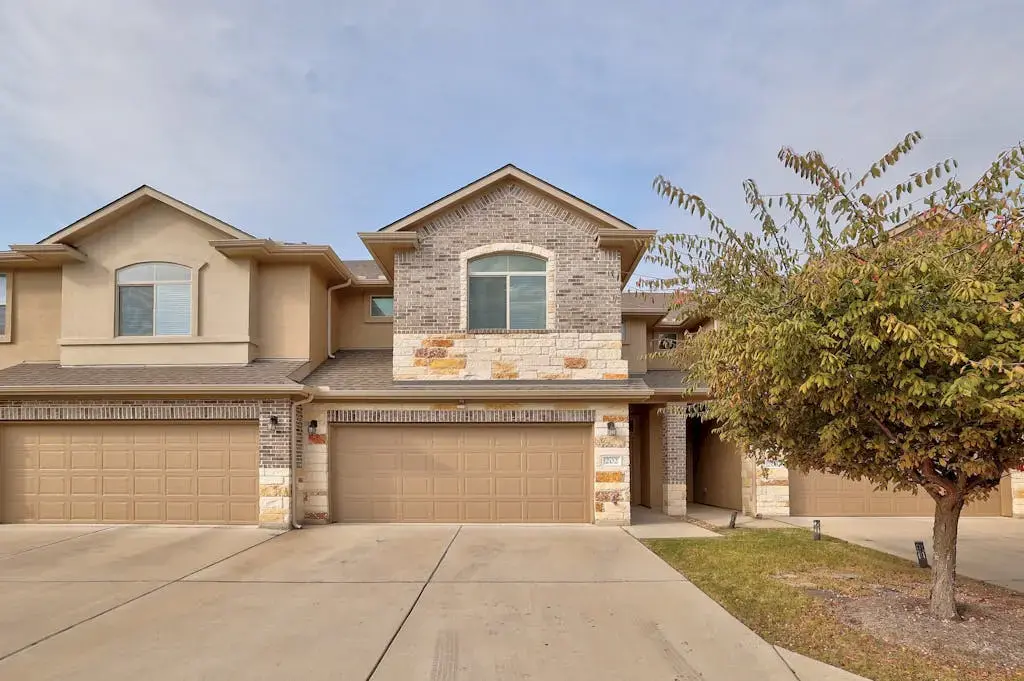 2880 Donnell Drive 202, Round Rock