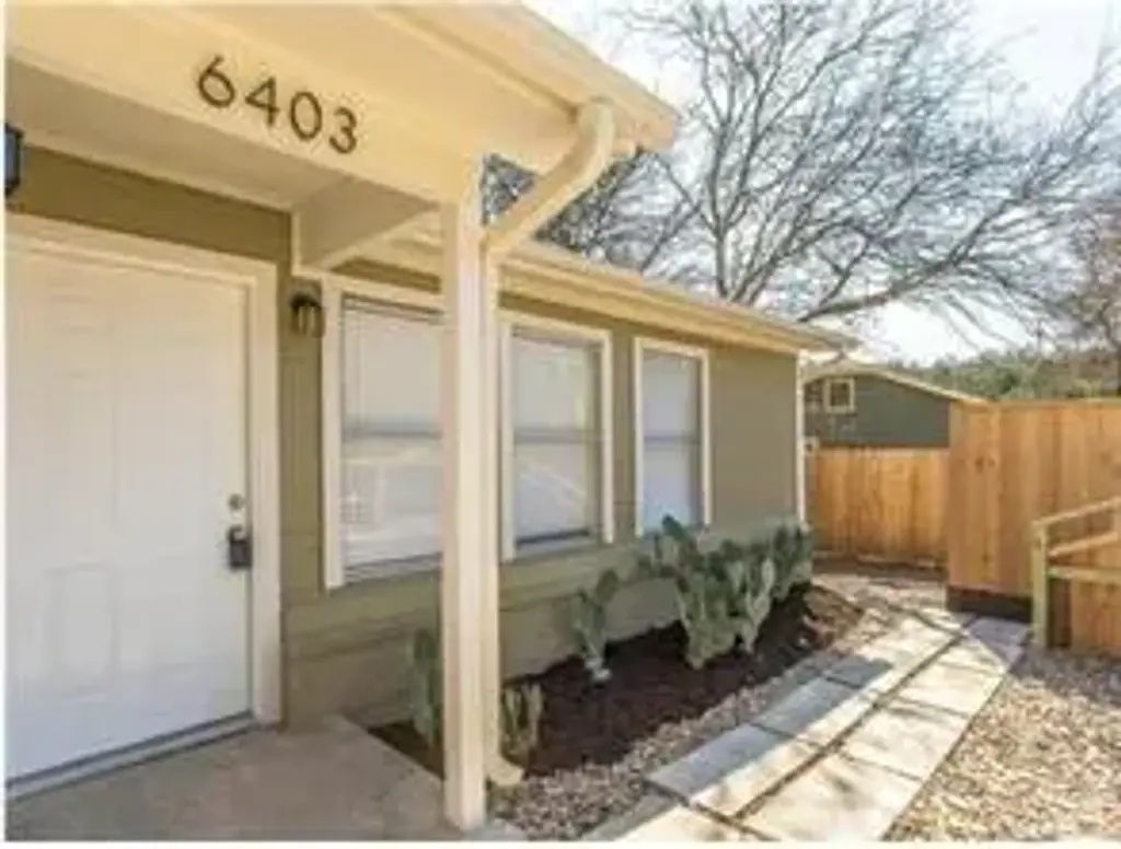 6403 Auburn Drive B, Austin